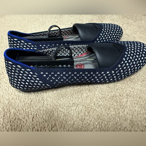 Stylish Blue and Black Loafers - Picture 3 of 3